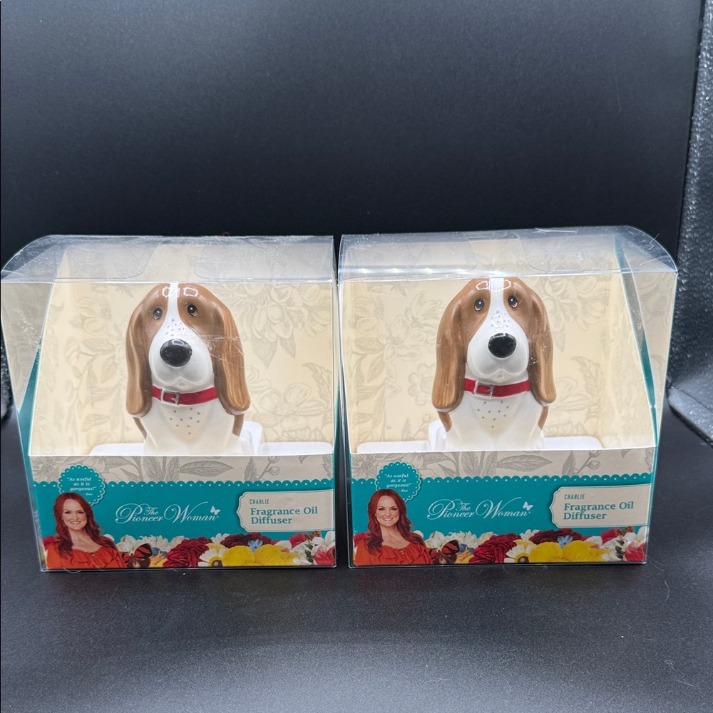The Pioneer Woman Dog-Shaped Oil Diffuser with Red Collar (2 QTY)